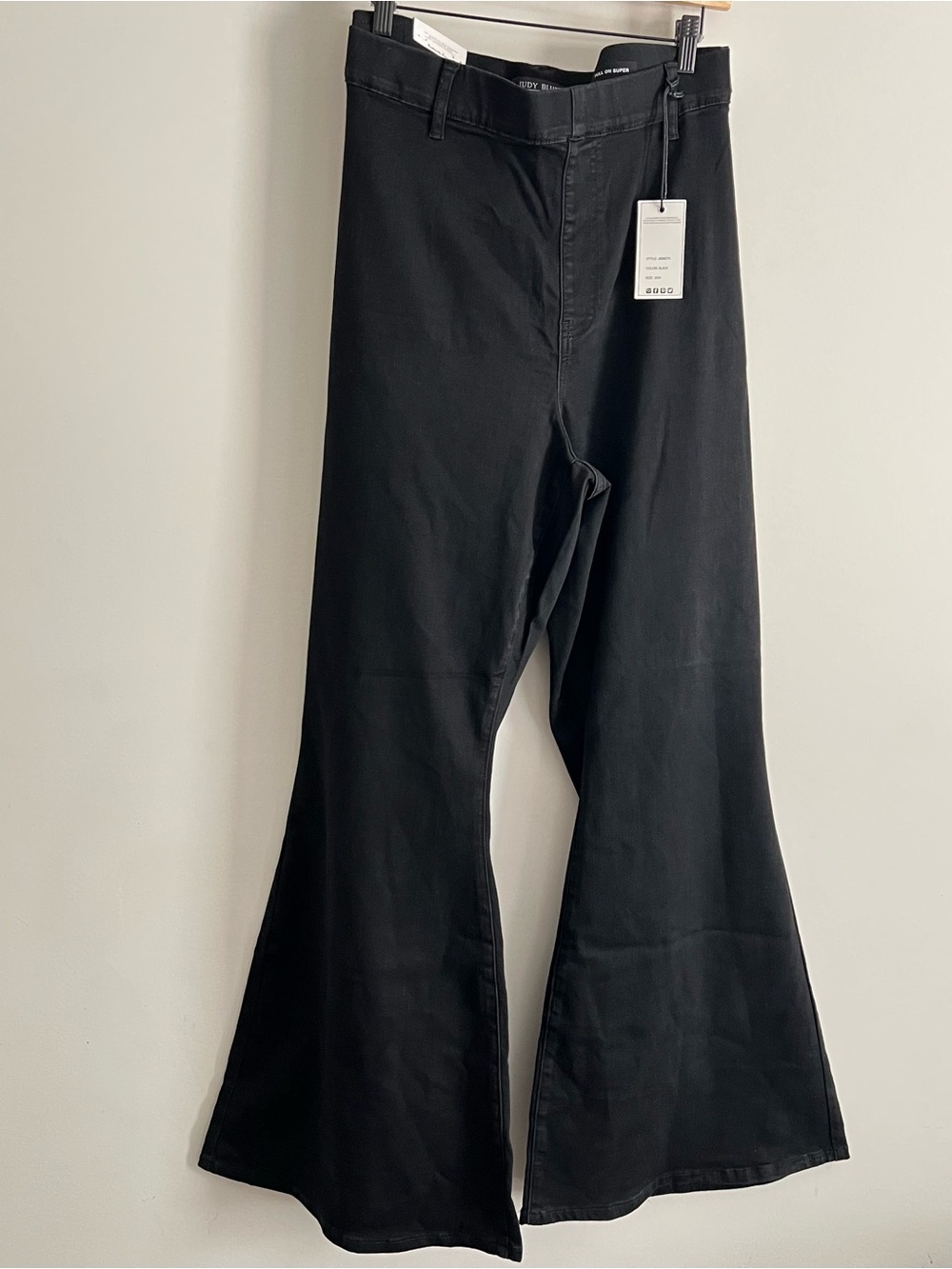 Judy Blue Black Wide Leg Stetch Jeans NWT women’s Size 24 Boho Western